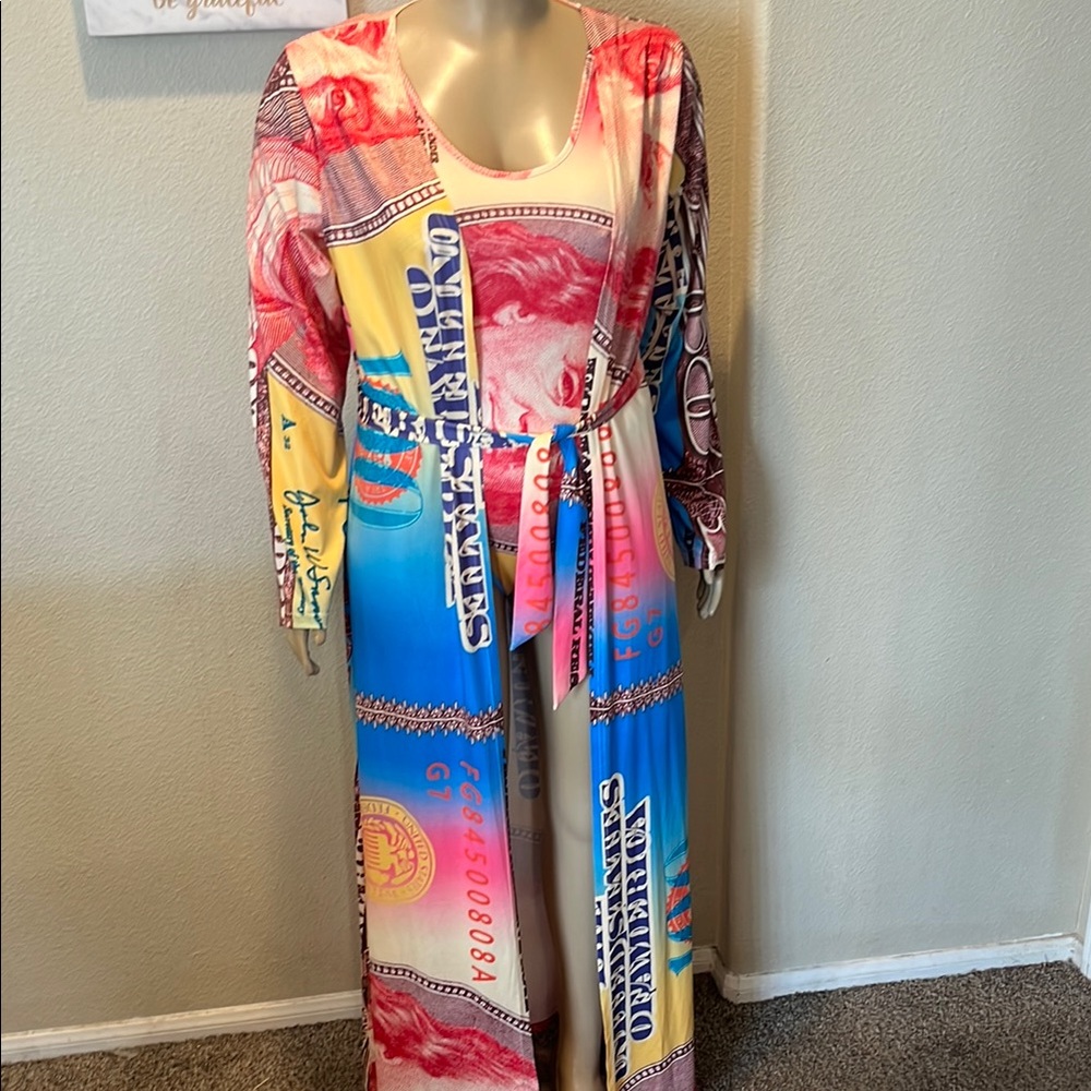 Vibrant Money Print Swimsuit - Picture 3 of 4